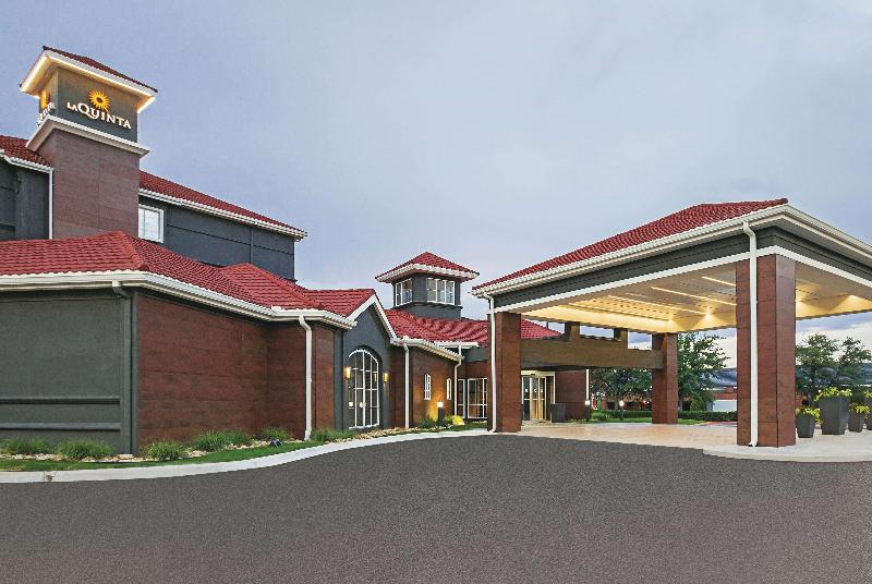 هتل La Quinta Inn & Suites By Wyndham Fort Worth City View
