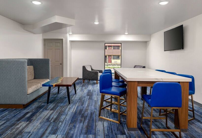 호텔 La Quinta Inn By Wyndham Columbus Airport Area
