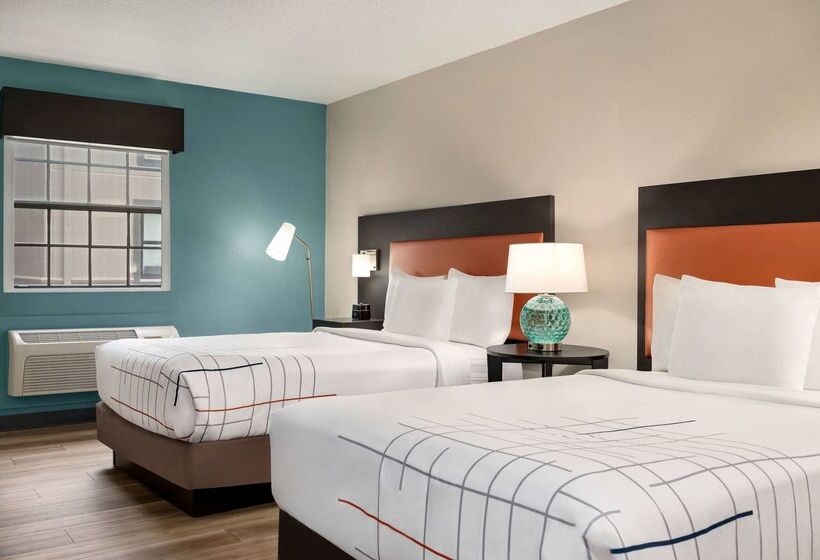 호텔 La Quinta Inn By Wyndham Columbus Airport Area