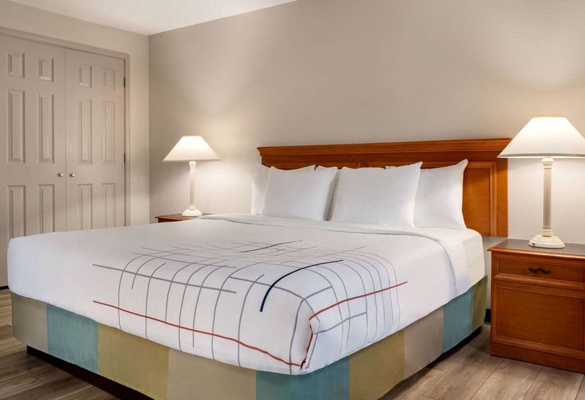 호텔 La Quinta Inn By Wyndham Columbus Airport Area
