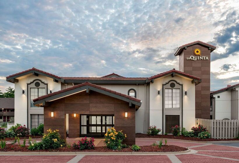 호텔 La Quinta Inn By Wyndham Columbus Airport Area