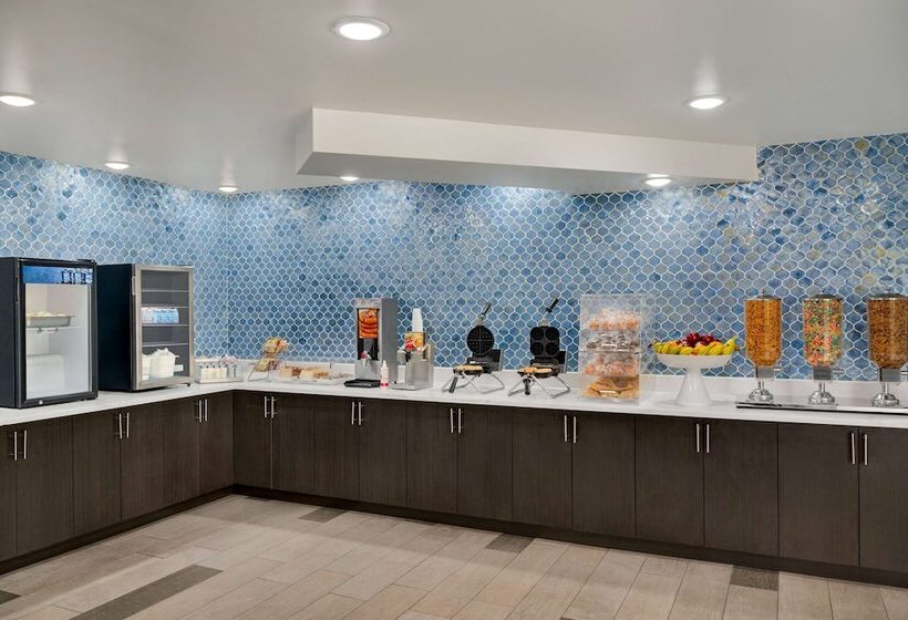 호텔 La Quinta Inn By Wyndham Columbus Airport Area