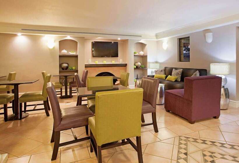 Отель La Quinta Inn By Wyndham Denver Golden