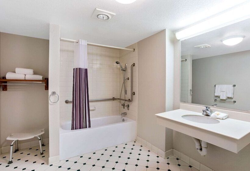酒店 La Quinta Inn By Wyndham Denver Northglenn