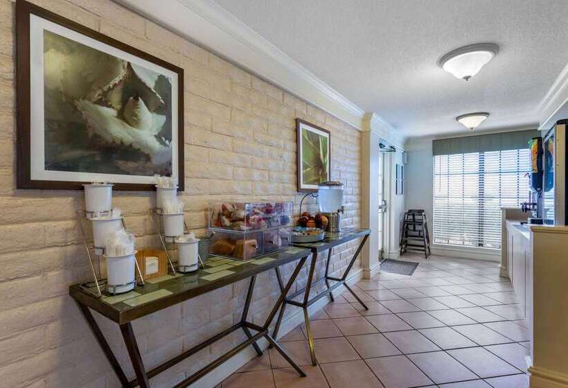 هتل La Quinta Inn By Wyndham Huntsville Research Park