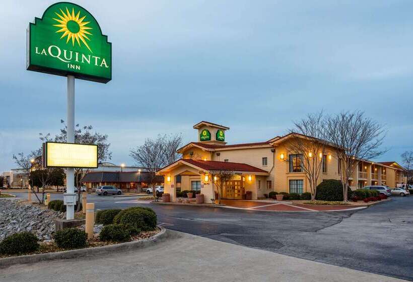 هتل La Quinta Inn By Wyndham Huntsville Research Park