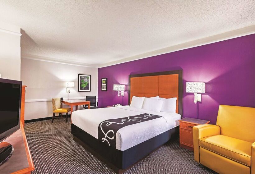 هتل La Quinta Inn By Wyndham Odessa