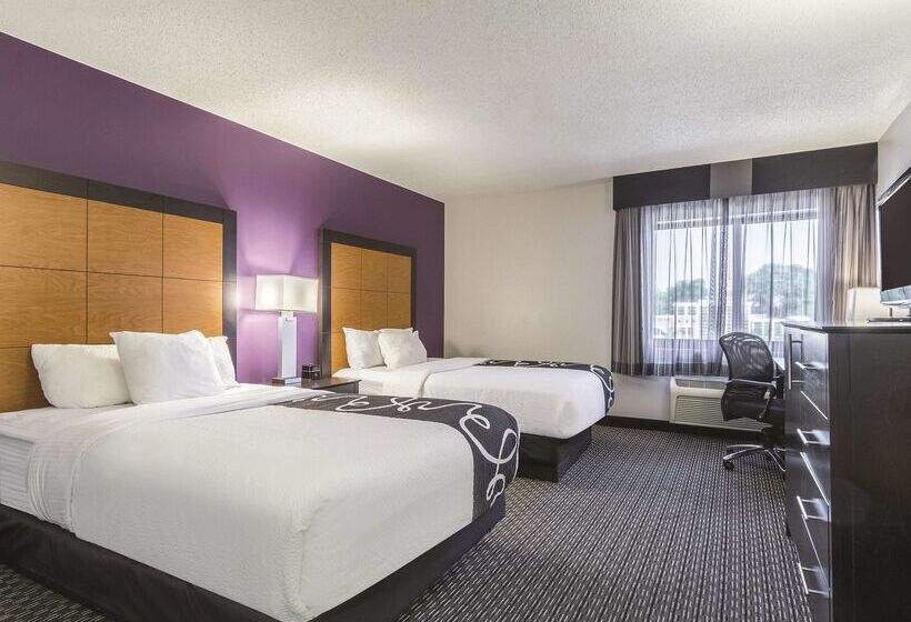 هتل La Quinta Inn By Wyndham Odessa