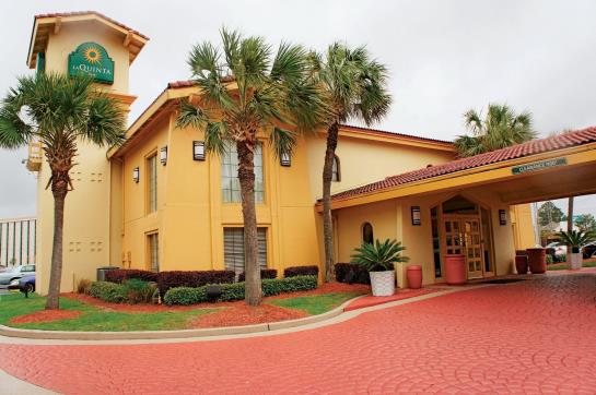 هتل Travelodge by Wyndham Mobile