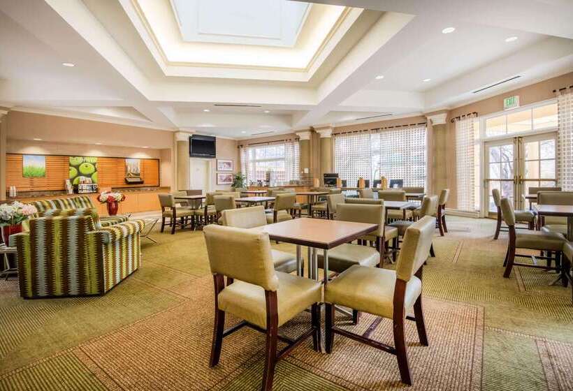 هتل La Quinta By Wyndham Colorado Springs South Airport