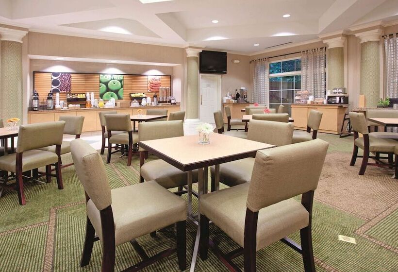 هتل La Quinta By Wyndham Colorado Springs South Airport
