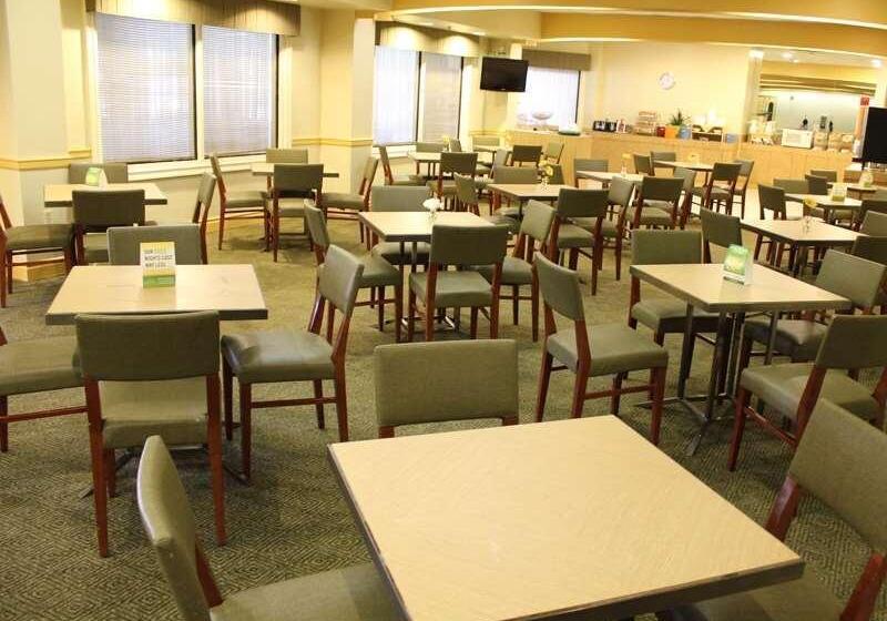 בית מלון כפרי La Quinta By Wyndham Coral Springs University Dr