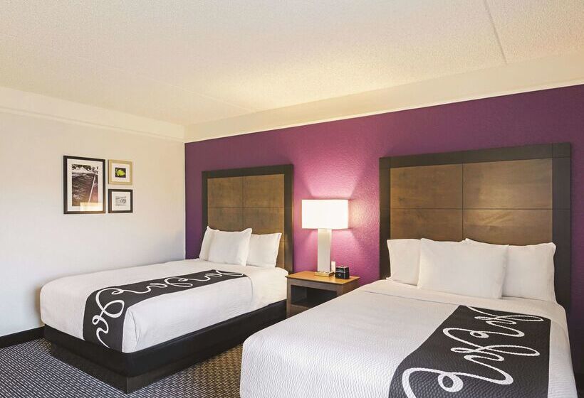 هتل La Quinta By Wyndham Denver Airport Dia