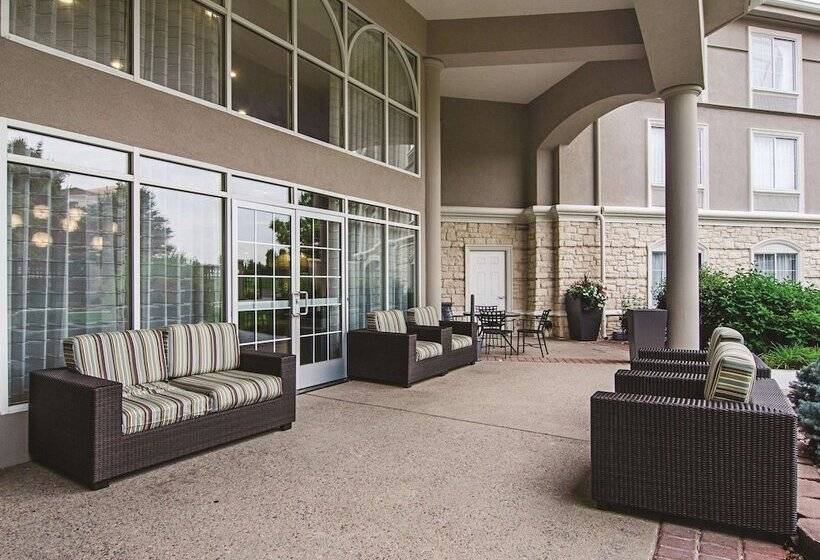 هتل La Quinta By Wyndham Denver Airport Dia