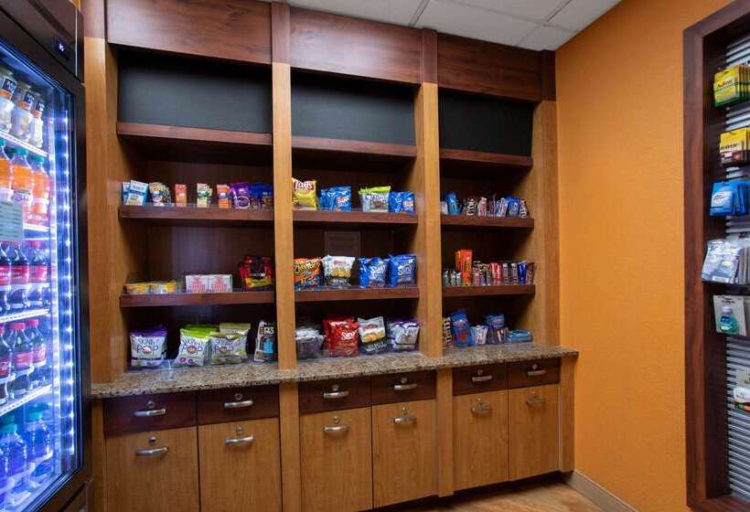 Отель La Quinta By Wyndham Denver Southwest Lakewood
