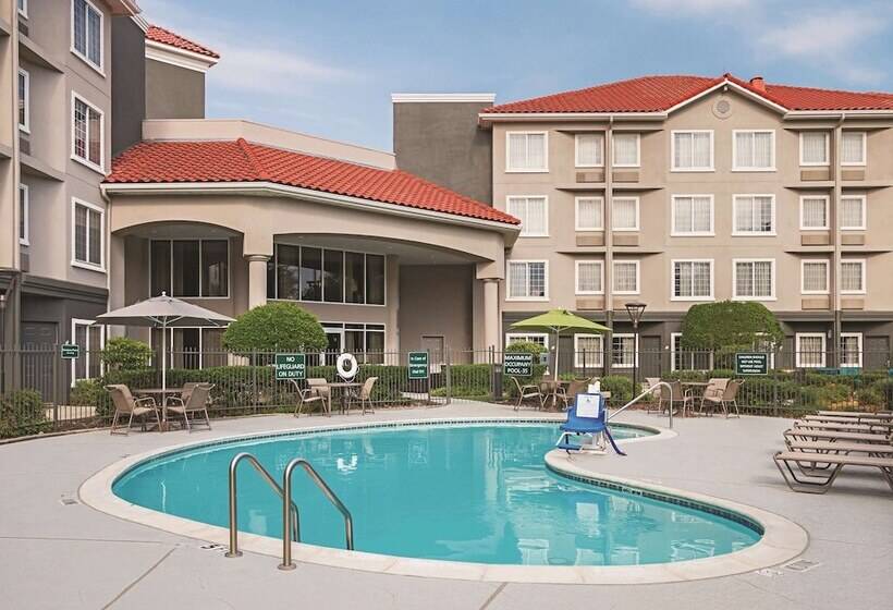هتل La Quinta By Wyndham Fort Worth North