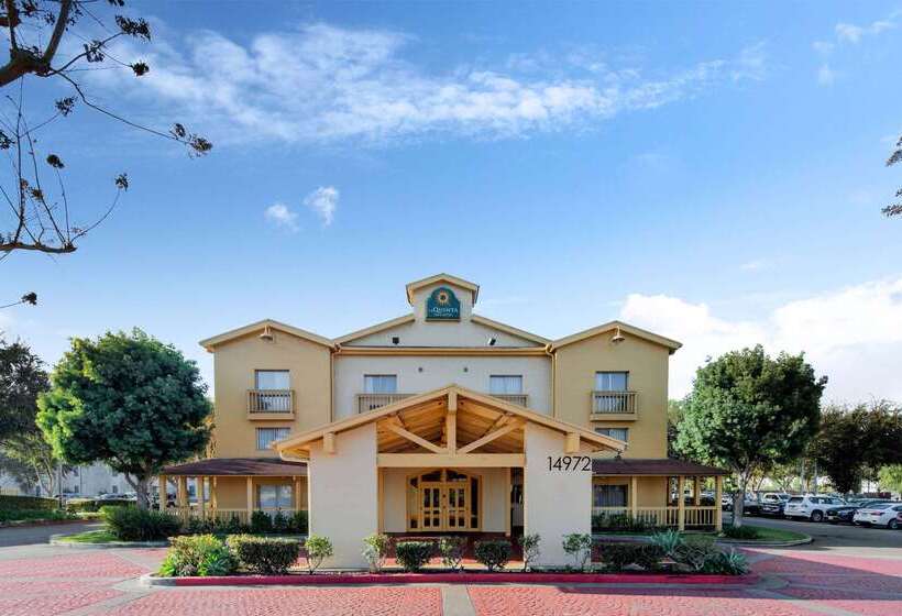 هتل La Quinta Inn & Suites By Wyndham Irvine Spectrum