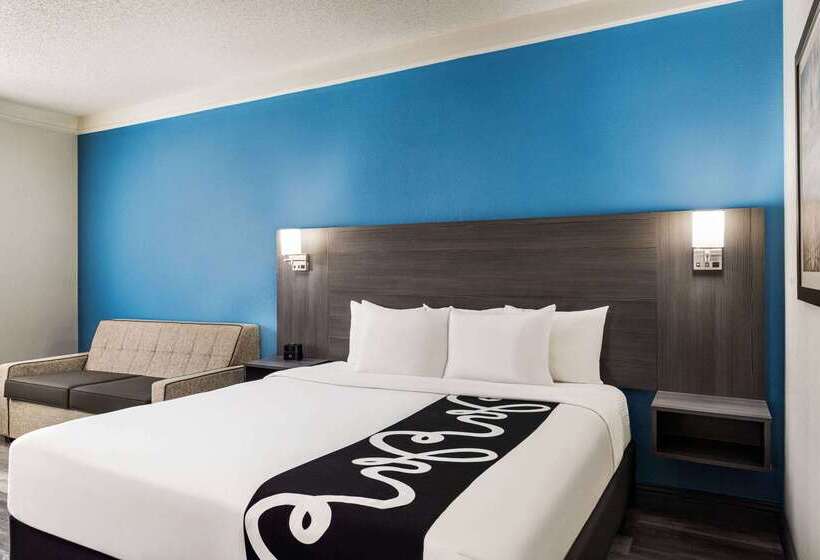 Отель La Quinta By Wyndham Round Rock North