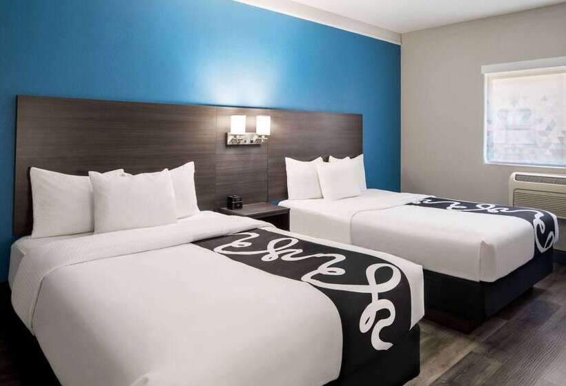 Отель La Quinta By Wyndham Round Rock North