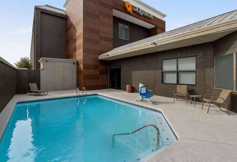 Отель La Quinta By Wyndham Round Rock North