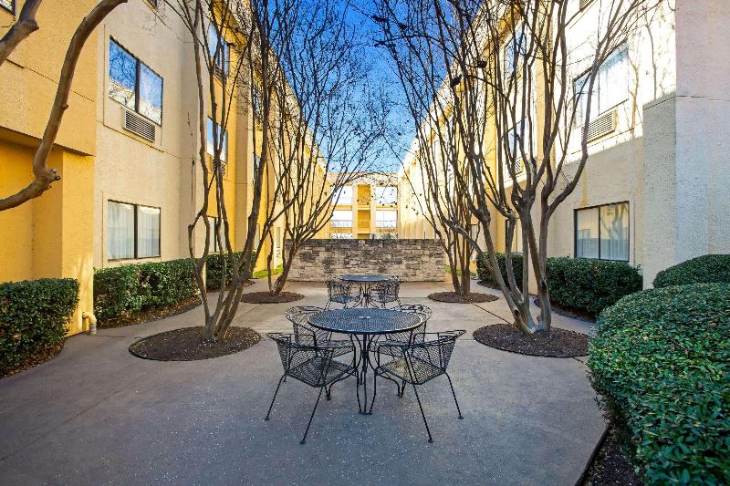 Отель La Quinta By Wyndham Round Rock North