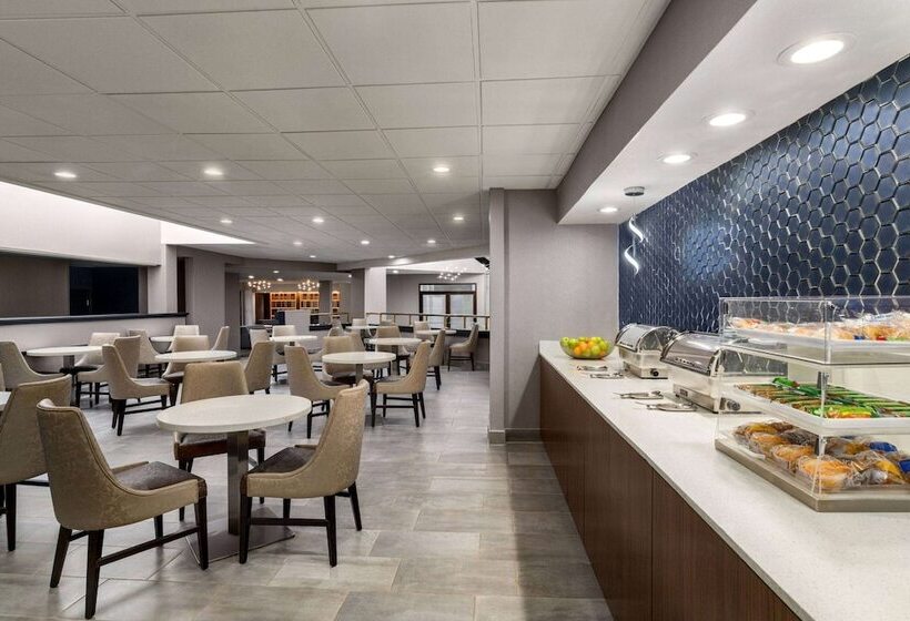 Отель La Quinta By Wyndham Round Rock North