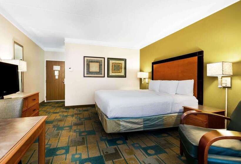 فندق La Quinta By Wyndham St. Pete Clearwater Airport