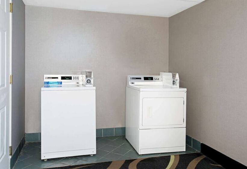 Отель La Quinta By Wyndham Tucson Airport
