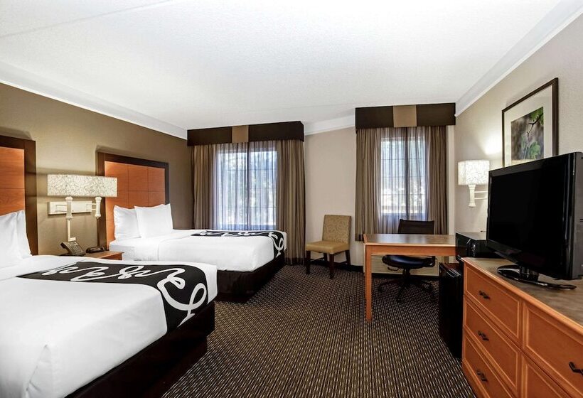Отель La Quinta By Wyndham Tucson Airport