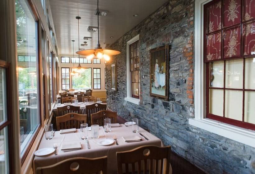 ホテル Logan Inn