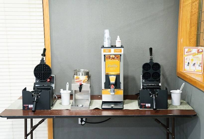 فندق Quality Inn Seymour I65