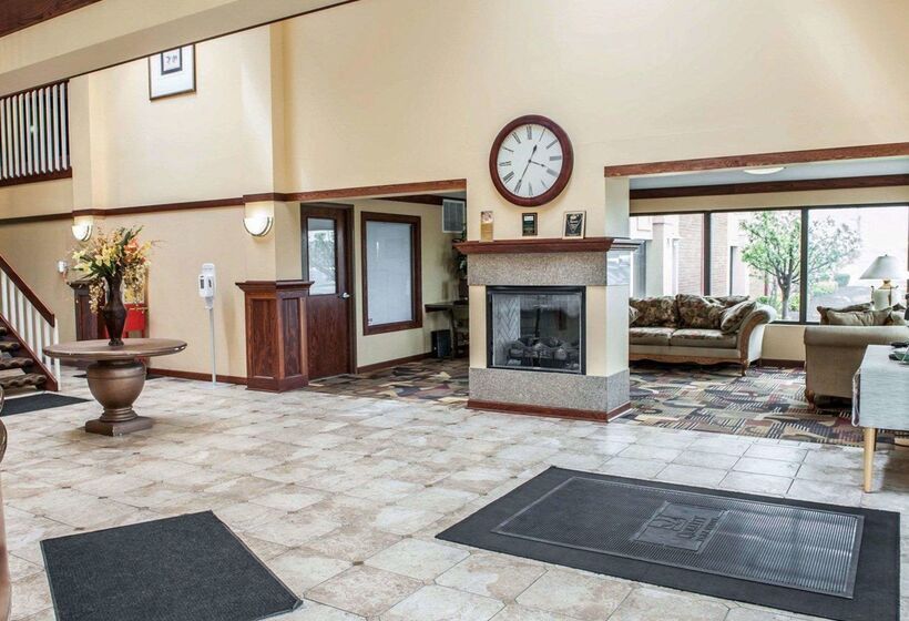 בית מלון כפרי Quality Inn & Suites Greenfield I70