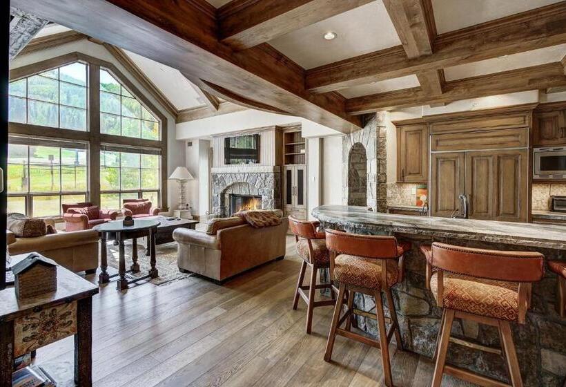هتل Lodge At Vail, A Rockresort