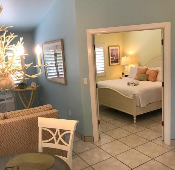 Kona Kai Resort And Gallery