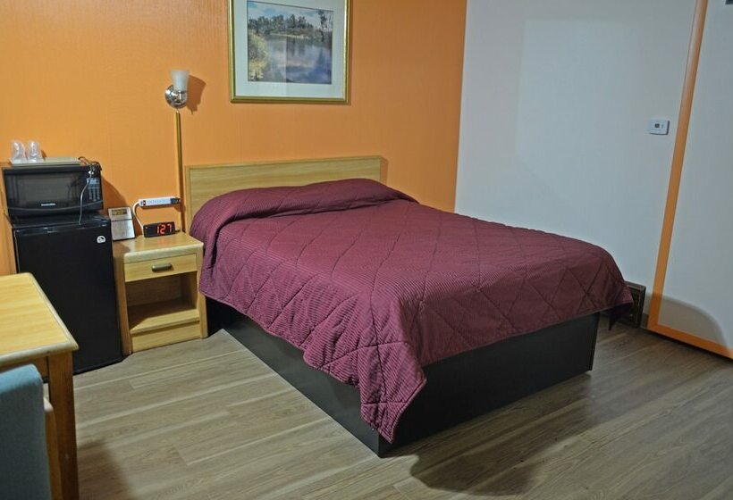 מוטל Budget Host Inn Iron Mountain