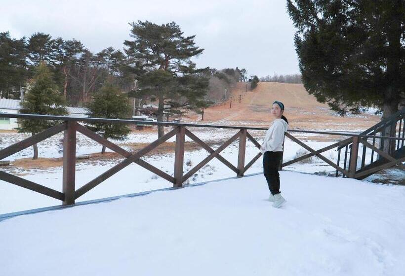 هتل Numajiri Kogen Lodge