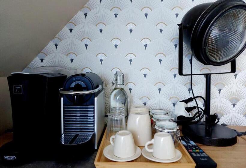 ベッドアンドブレックファースト Chambres D Hôtes Chez L Habitant   Bed& Breakfast Homestay