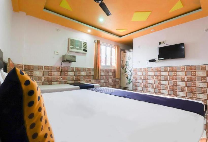 فندق Spot On 49251 Harish Chandra Guest House