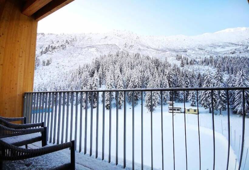 ホテル Campra Alpine Lodge & Spa