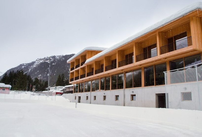 ホテル Campra Alpine Lodge & Spa