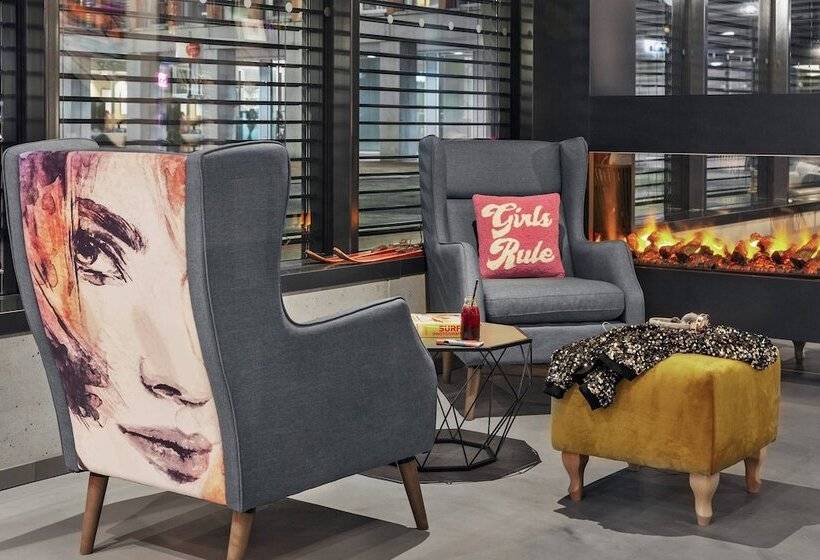 בית מלון כפרי Moxy Lausanne City