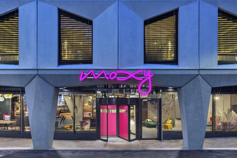 בית מלון כפרי Moxy Lausanne City