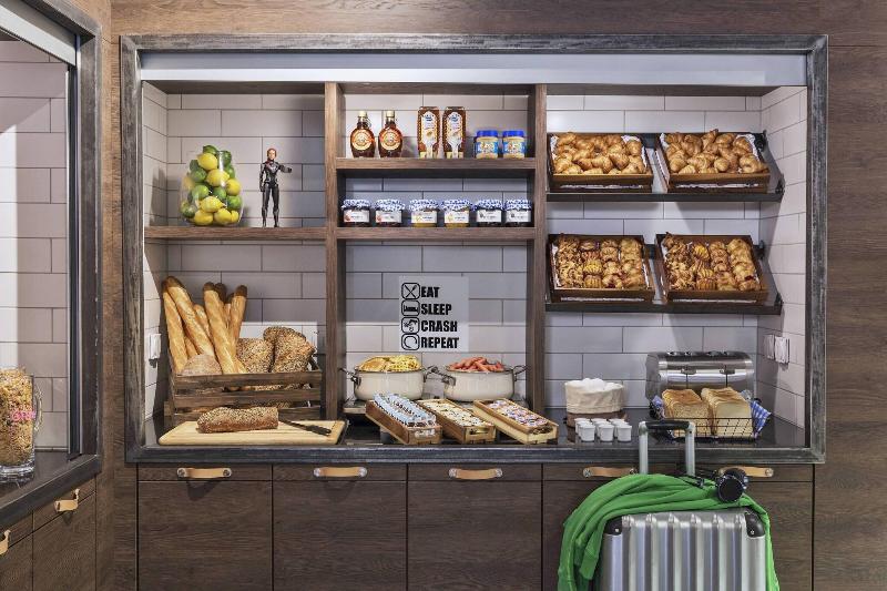 בית מלון כפרי Moxy Lausanne City