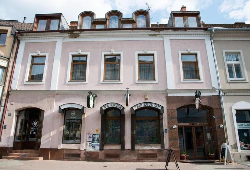 هتل Wagner Vendégudvar Panzió