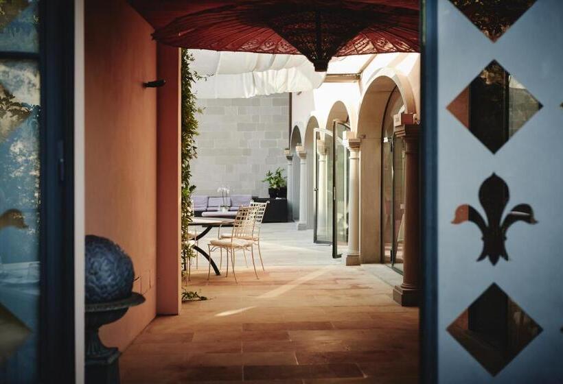 استراحتگاه Villa Liverzano