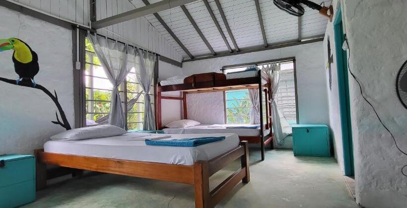 هتل Cabañas Los Almendros