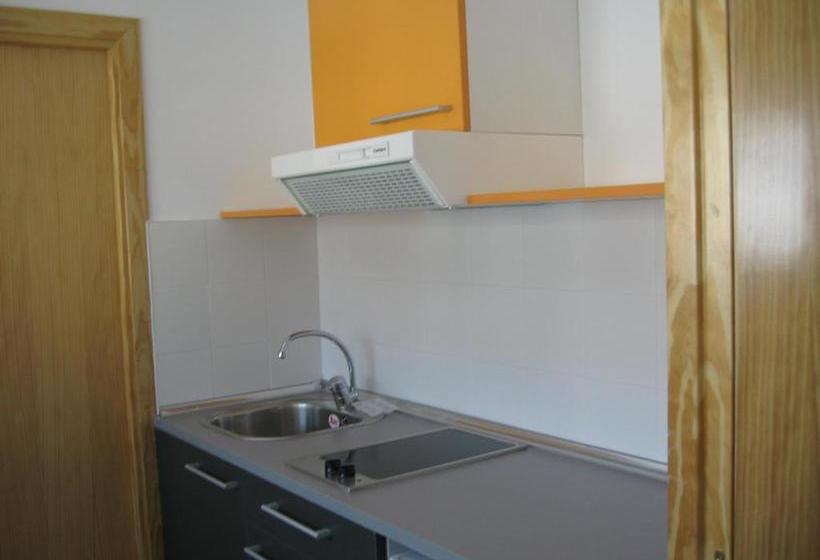 پانسیون Hostal Residencia Goya