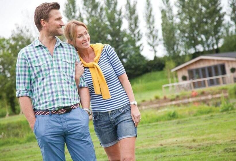 渡假胜地  Cedar Retreats