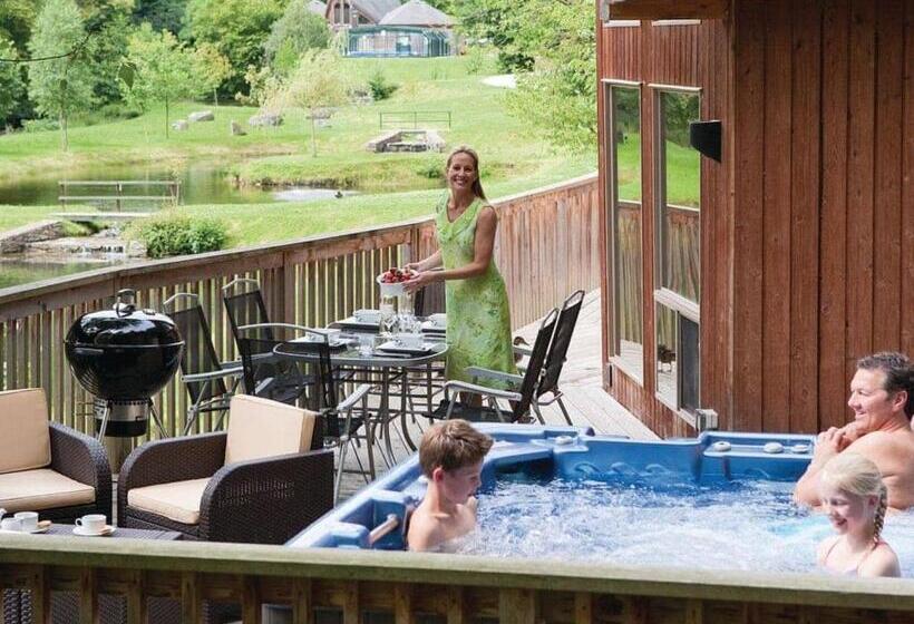 리조트 Penvale Lakes Lodges