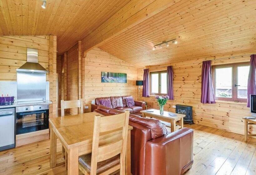 אתר נופש Trewythen Lodges